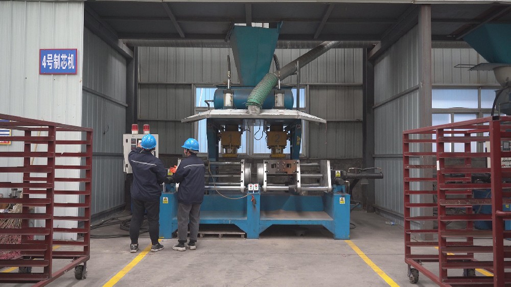 覆膜砂制芯设备